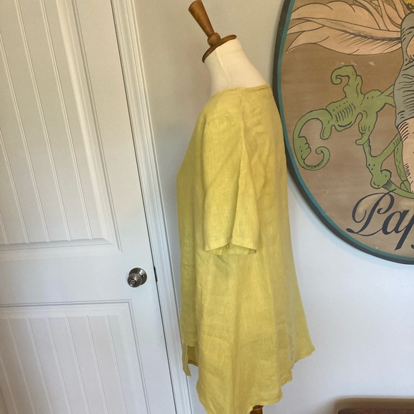 Lemon colored linen asymmetrical tunic top - Picture 2 of 6